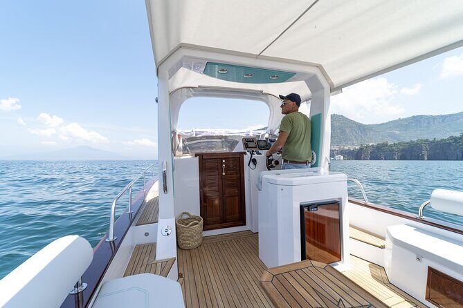 Sunset Private Boat Tour Experience in Positano - The Sum Up