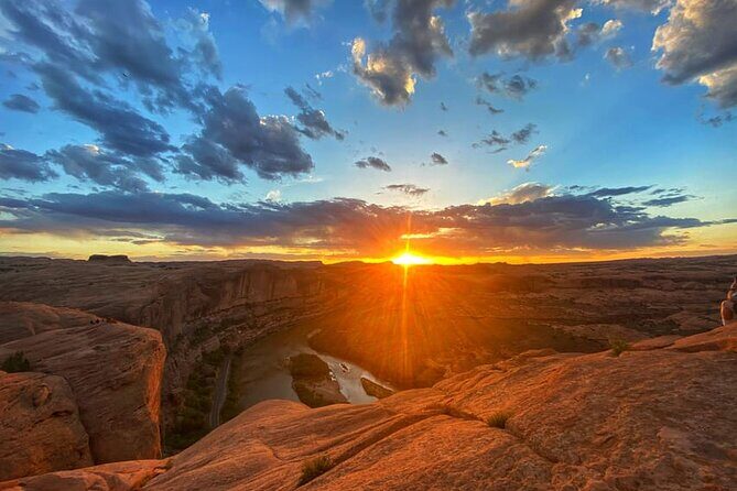 Sunset Private Off-Road Jeep Tour in Moab - In-Depth Review of the Sunset Private Off-Road Jeep Tour in Moab