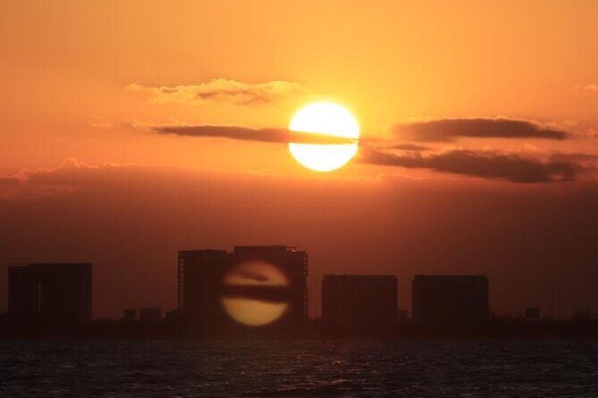 Sunset Sailing - An In-Depth Look at the Sunset Sailing Tour