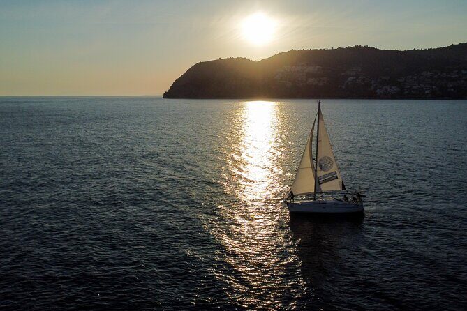 Sunset sailing along the cliffs of Maro- Private - Who Is This Tour Best For?