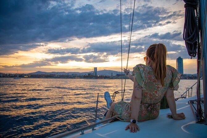 Sunset Sailing Tour in Barcelona - FAQ