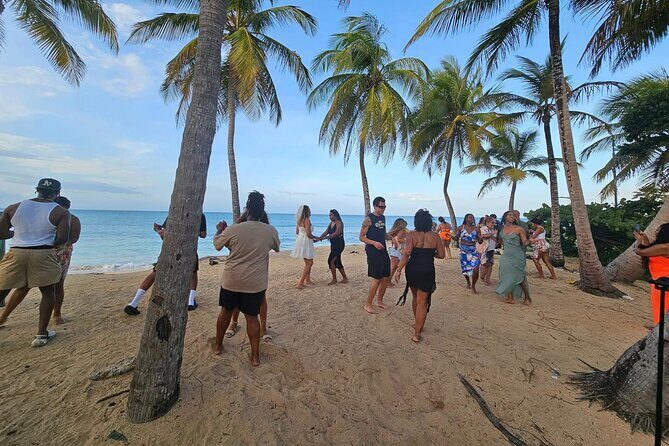 Sunset Salsa Beach Class in San Juan - A Deep Dive into the Sunset Salsa Beach Class