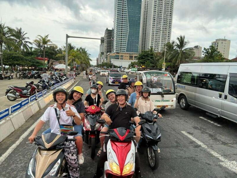 Sunset Sightseeing Cruise On Han River With Tien Sa Show - Key Points