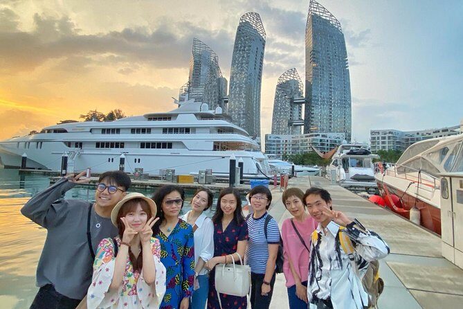 Sunset & Skyline Happy Hour Yacht Cruise - Sunset & Skyline Happy Hour Yacht Cruise: A Balancing Act of Relaxation and Stunning Views