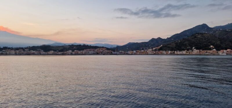 Sunset Tour and Searching Dolphins - The Experience Provider: MIRIDAN TOUR