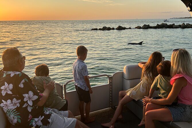 Sunset Tour in Naples Bay on a New Godfrey- All included - Elegance and Serenity on Naples Bay: A Sunset Tour with All-Inclusive Comfort