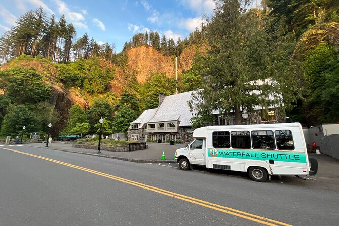 Sunset Tour of Multnomah Falls plus Vista House and Other Falls - Value for Money