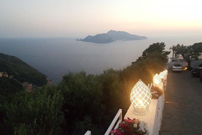 Sunset tour with Mercedes convertible Eclass from Sorrento peninsula or Positano - Frequently Asked Questions