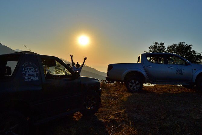 Sunset with BBQ by jeep - FAQ