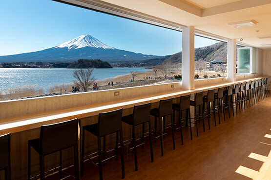 Suntory Whisky Museum & Forest Distillery Day Trip | Mt. Fuji New Arakurayama Sengen Park x Lake Kawaguchi Oishi Park x Departure from Tokyo - What to expect at the Hakushu Whisky Museum