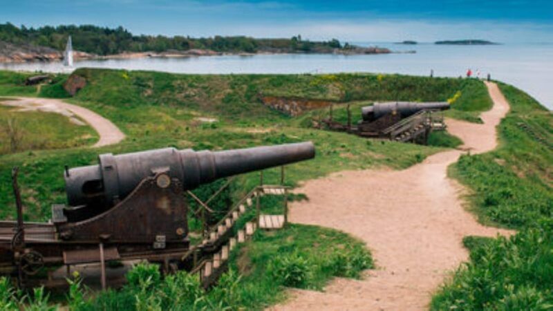 Suomenlinna: Guided Walking Tour with an Authorized Guide - Final Thoughts