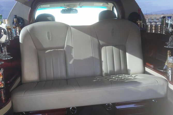 Super custom Dual bar limo with tour guide 6-Hour Los Angeles Private Tour!! - The Itinerary: A Showcase of LA’s Most Iconic Sights