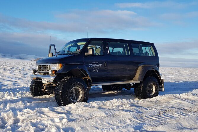 Super Jeep Glacier Tour on Vatnajökull - The Guide’s Role and Insights