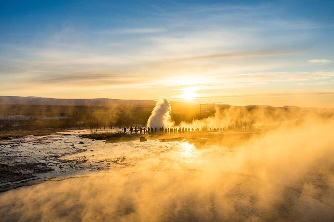 SuperSaver: Small Group Golden Circle Tour + Silfra Snorkeling - Some Drawbacks to Consider