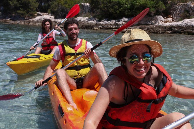 Supetar-Postira kayaking - What You Can Expect from the Supetar-Postira Kayaking Tour