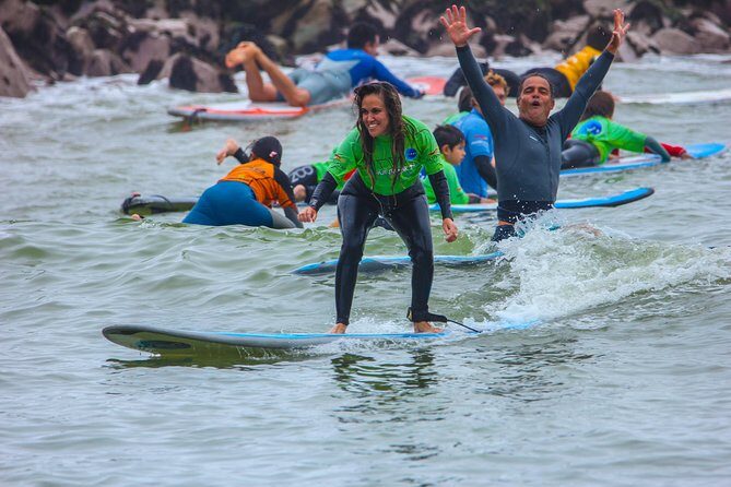 Surf class in Lima, Peru - Key Points