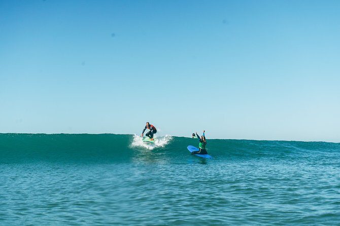 Surf Lesson in Lisbon - The surf experience - An In-Depth Look at the Lisbon Surf Lesson