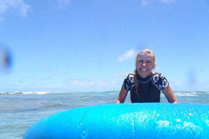 Surf Lesson in Sunny Po'ipu - A Deep Dive into the Kauai Surf Experience