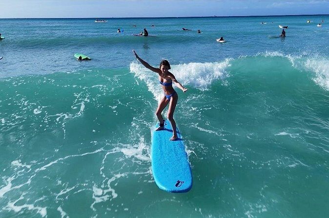 Surf Lessons For Beginners in Waikiki - Who Should Consider This Experience?