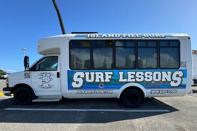 Surf Lessons get your Social Media video & photos you Surfing HI. - Quick Snapshot: What’s the Surf Lesson Experience in Oahu?