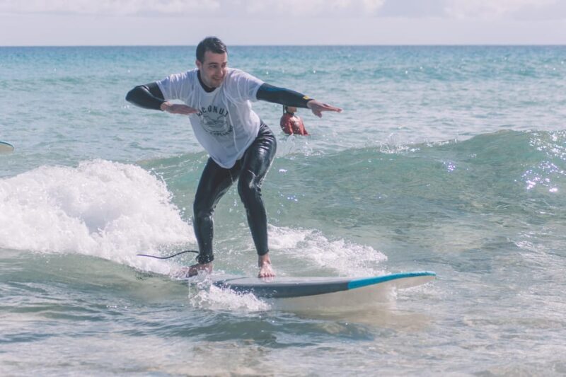 Surf Lessons in small groups for all levels - Key Points