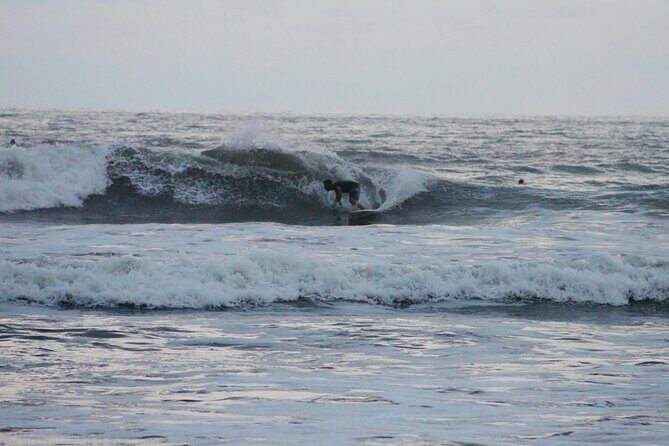 Surf Lessons in Uvita - Why This Tour Excels