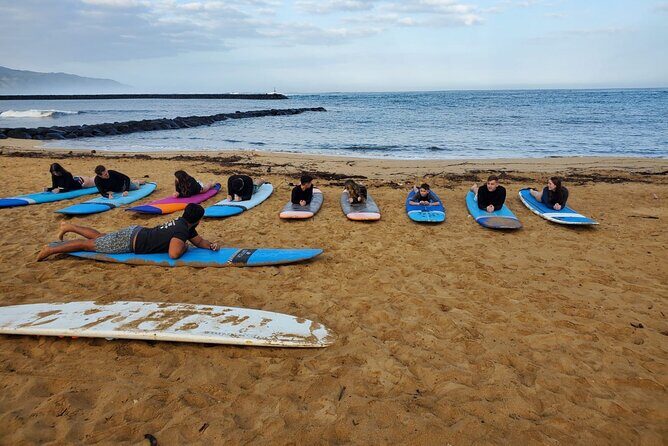 Surf Lessons on the North Shore Great for Families and all Ages - Key Points
