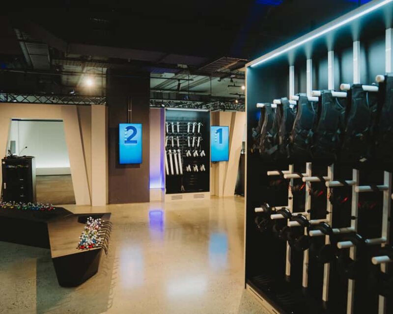 Surfers Paradise: Sandbox Virtual Reality Experience - Who Should Consider This Experience?