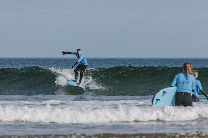 Surfing Class in Cullen Bay - An In-Depth Look at the Cullen Bay Surfing Experience