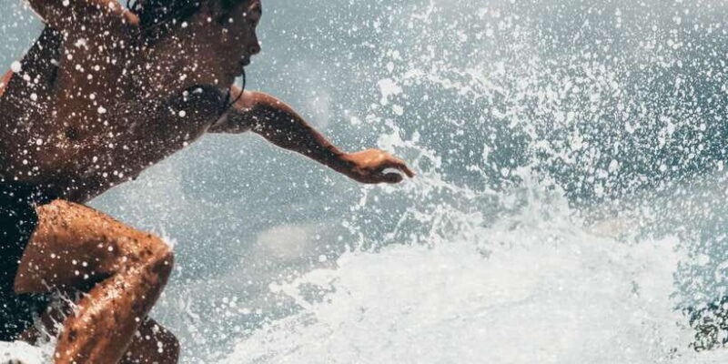 Surfing in Unawatuna - Exploring the Surf Experience in Unawatuna