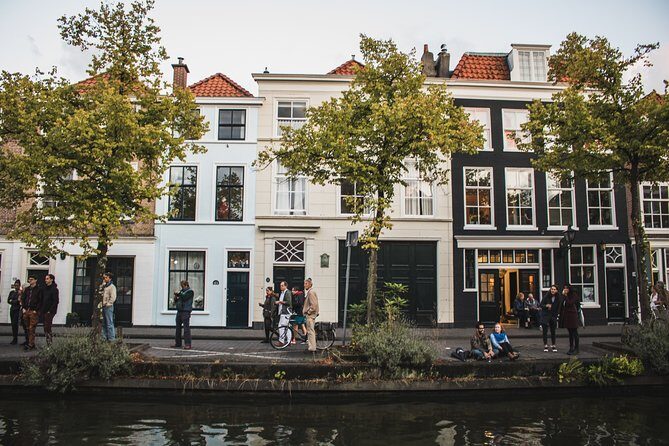 Surprise Walk of The Hague with a Local - Experience the Best of The Hague with a Local Guide