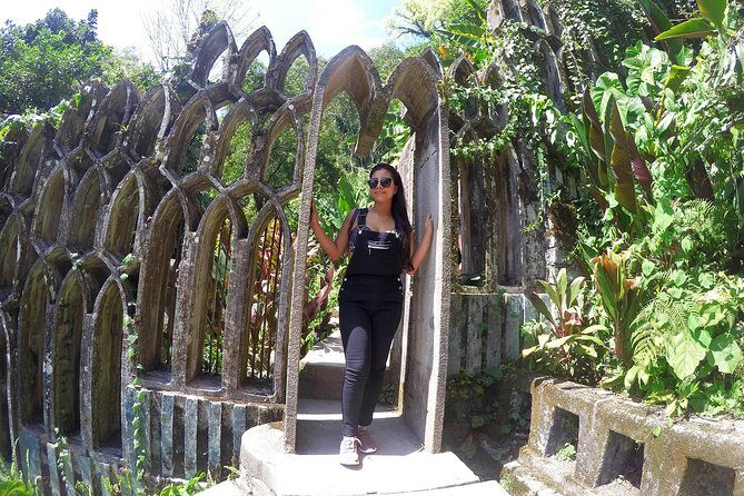 Surrealist Garden Tour in Xilitla and Sotano de las Huahuas - Exploring Xilitla and Sotano de las Huahuas: What to Expect