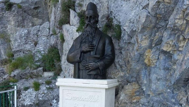 Surviving Communism: Sacred Sites of Albania - Key Points