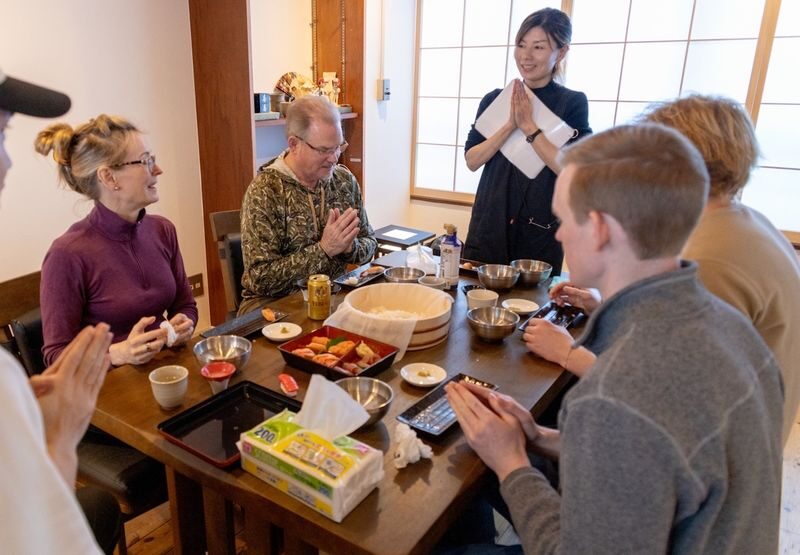 Sushi and Ramen Cooking Class with Sake Pairing Set in Tokyo - Getting to Ramen Cooking Tokyo