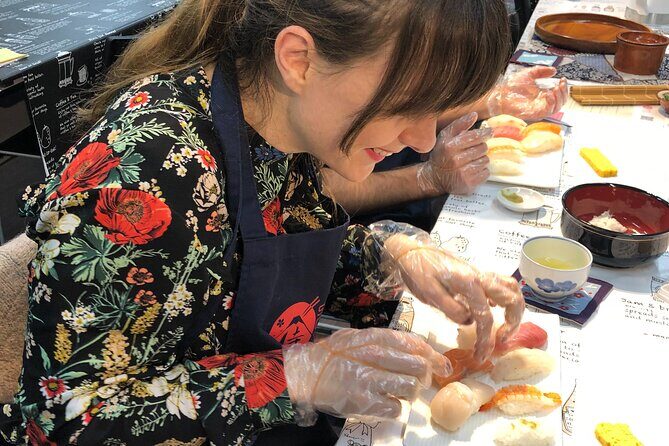 Sushi Making and Sake Tasting Experience - Key Points