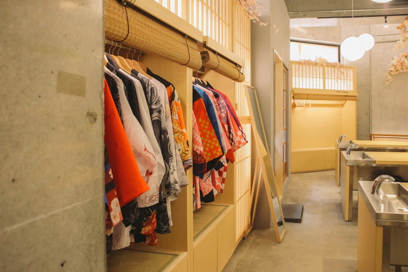 Sushi Making Class with Kimono near Tokyo Tower in Tokyo - The happi coat and the cultural touch