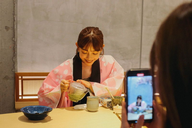 Sushi Making Class with Kimono near Tokyo Tower in Tokyo - Eat what you make