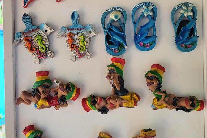 Suvenirs shopin - Suvenirs shopin in Punta Cana: An Authentic Local Experience