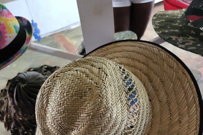 Suvenirs shopin - The Sum Up