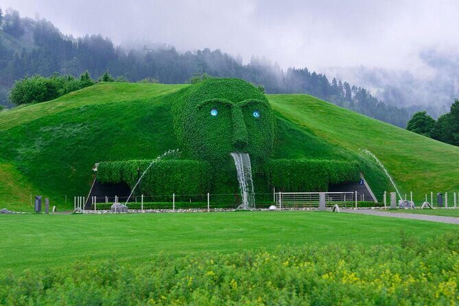 Swarovski Crystal World and Innsbruck from Garmisch-Partenkirchen - Experience the Sparkle and Charm of the Tyrol in Just 6 Hours