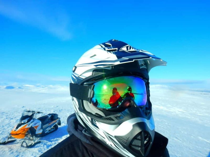 Swedish Lapland: Snowmobile safari - Discovering Swedish Lapland on a Snowmobile