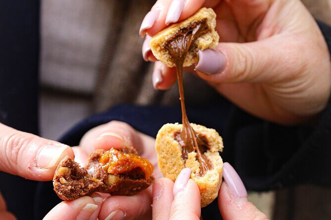Sweet gastronomic tour to discover Bordeaux - Exploring Bordeaux’s Sweet Heritage: A Detailed Review