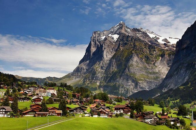 Swiss Alps: Interlaken and Grindelwald Day Trip from Zurich - Swiss Alps: Interlaken and Grindelwald Day Trip from Zurich – A Balanced Look