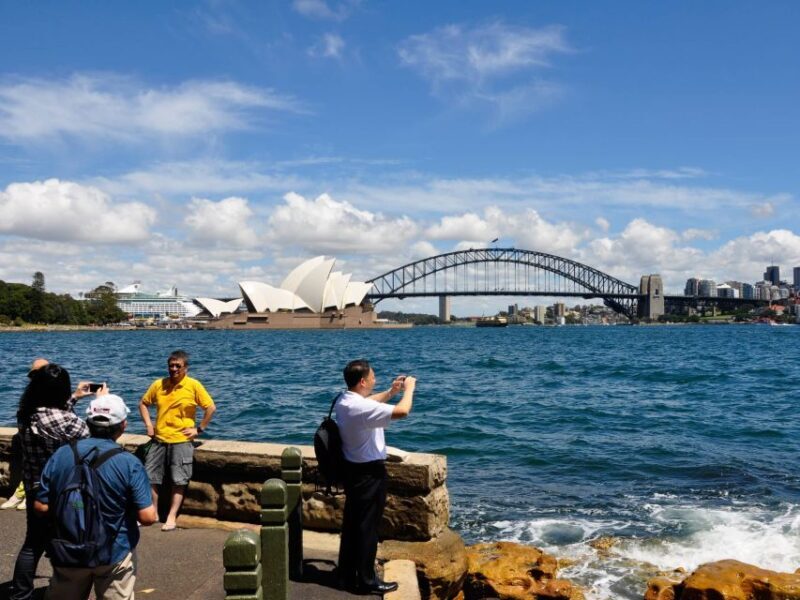 Sydney: City Highlights Guided Bus Tour - Key Points