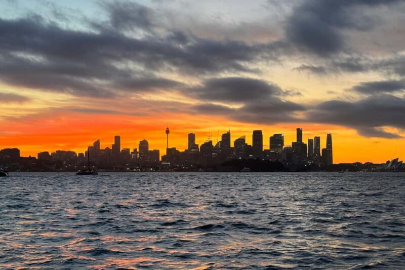 Sydney: Golden Glow Sunset Harbour Cruise with 1 Drink - The Experience: What to Expect on the Water