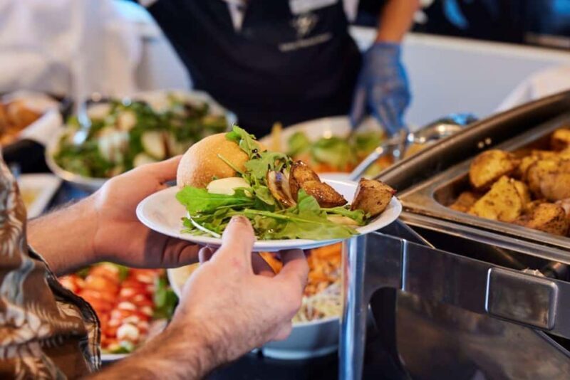 Sydney: Harbour Cruise with Buffet Lunch - Key Points