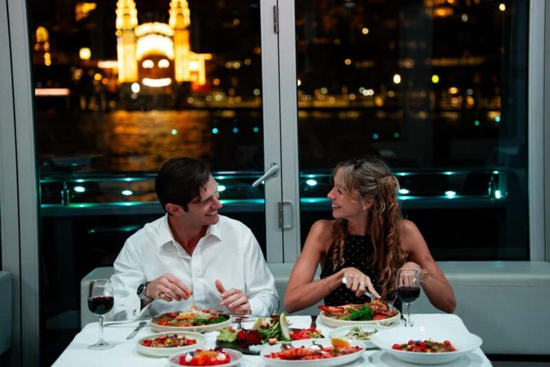 Sydney Harbour: Glass Boat Signature Dinner Cruise - Sydney Harbour: Glass Boat Signature Dinner Cruise