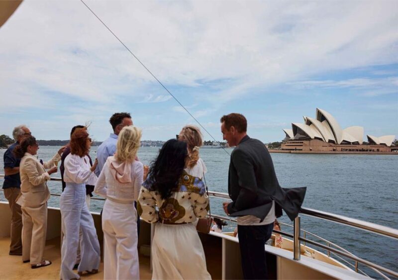 Sydney: Harbour Lunch Cruise with 2 or 3-Course Menu - Views and Scenery