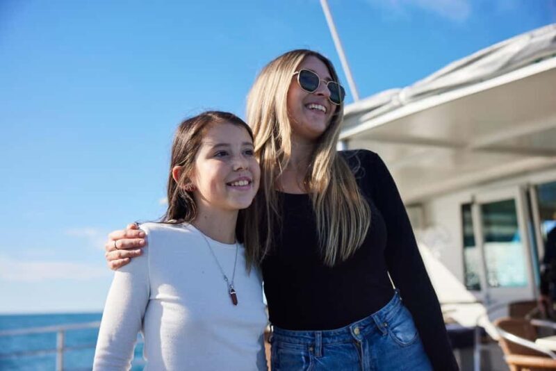 Sydney: Mother's Day Harbour Cruise with Lunch and Drinks - Key Points