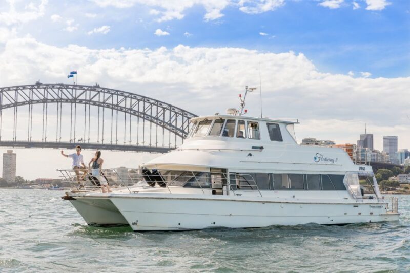 Sydney: Vivid Harbour Cruise with Canapes - FAQ